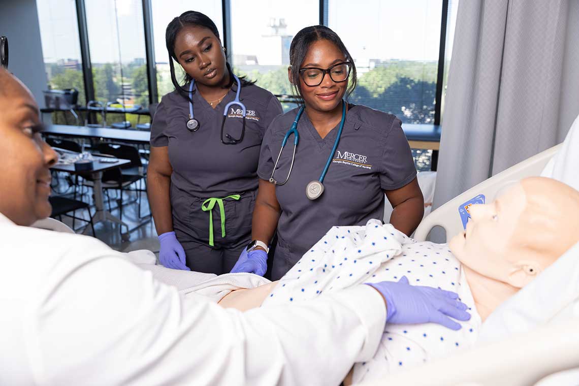 How Nursing Simulation Labs Prepare Students - Mercer ABSN